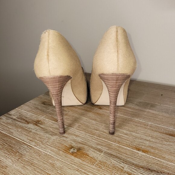 Guess Honeyely Women's Peep-Toe Platform Pump Heels Gold and Beige Size 8 - Picture 4 of 8